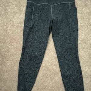 Athleta 7/8 pocket leggings